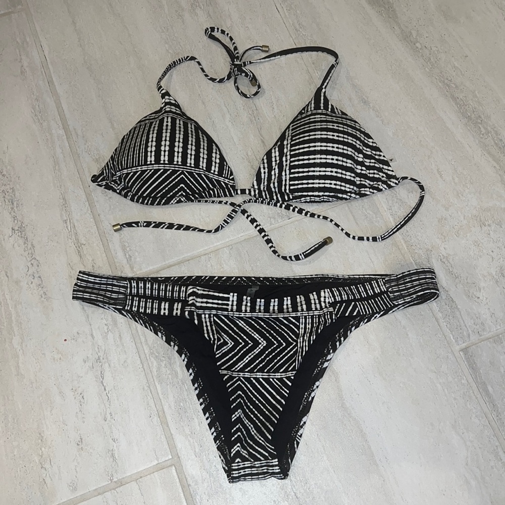 NWOT Vitamin A Bikini Set